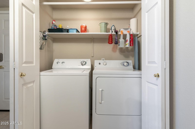 24-web-or-mls-3848-n-3rd-ave-1044