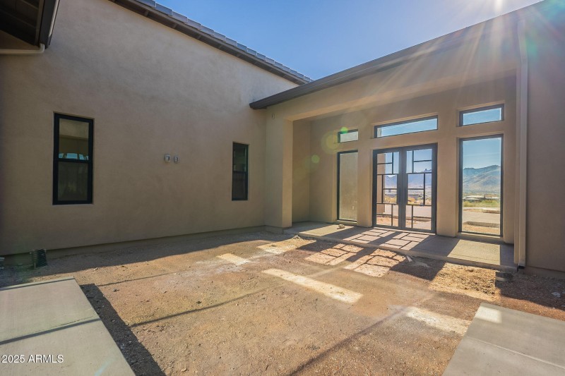Courtyard Front Entry