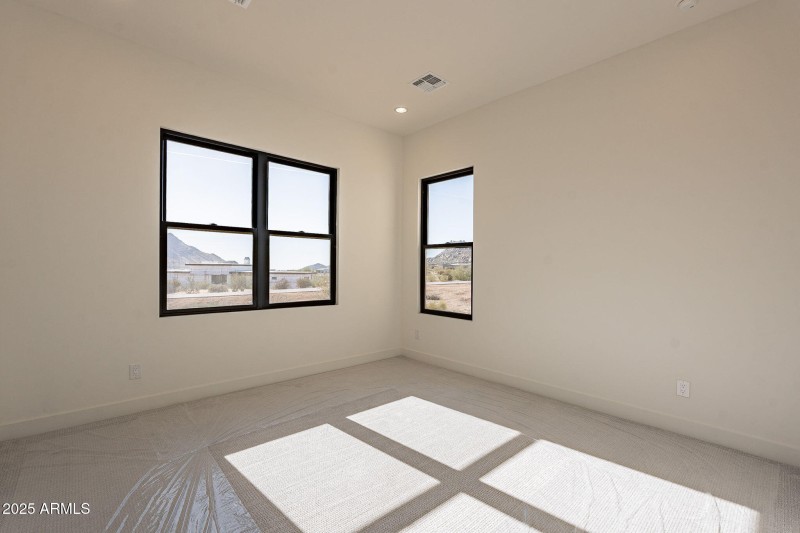 En-Suite Secondary Bedrooms
