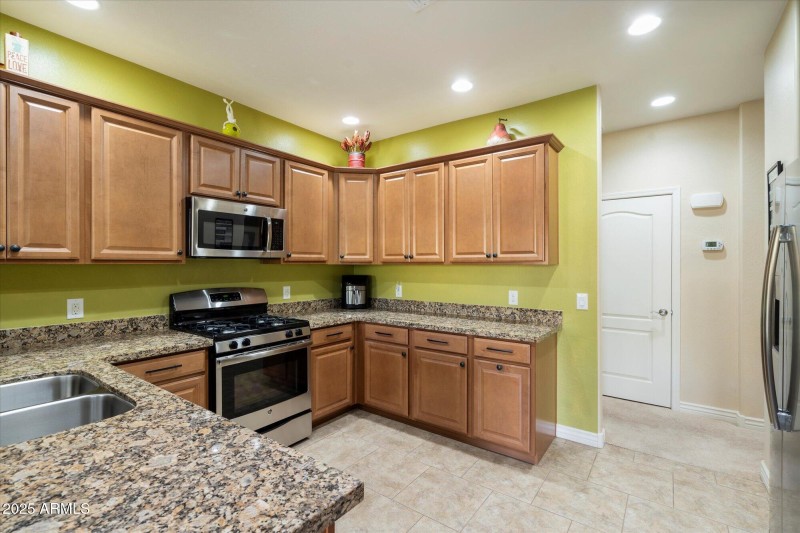 Spacious kitchen