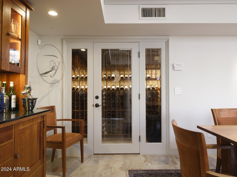 3921 E San Miguel Ave, PV, 85253