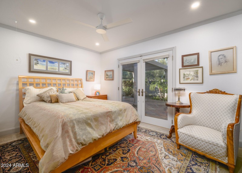 3921 E San Miguel Ave, PV, 85253