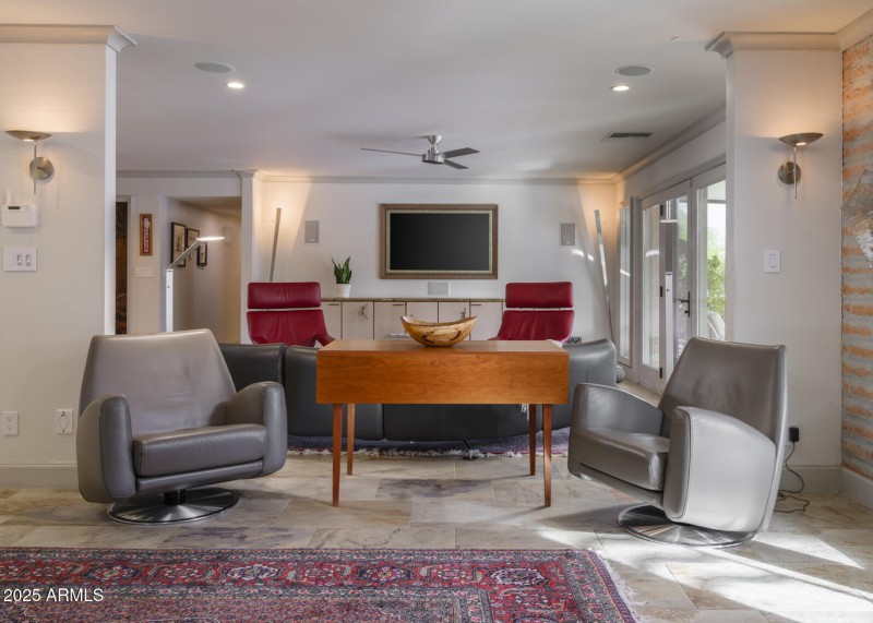 Listings_3921_E_SanMiguel_Ave_Reshoot-13