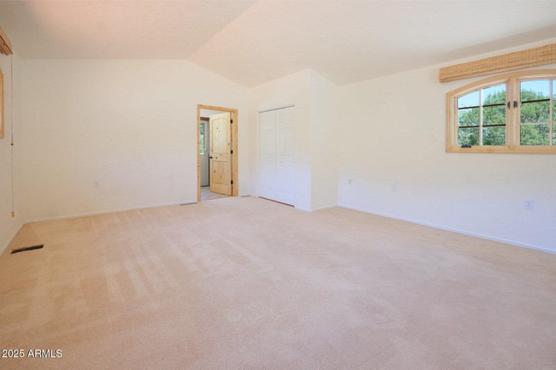16501_68 East Folklore Trail