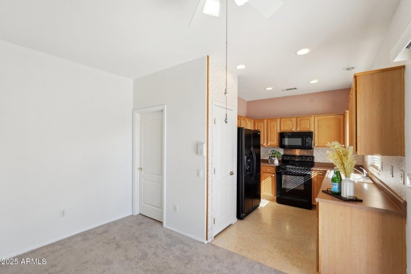 13-web-or-mls-N Emerald Cove Way-011