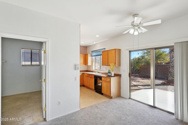 18-web-or-mls-N Emerald Cove Way-016