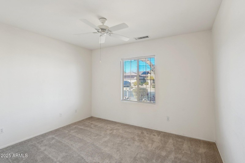 25-web-or-mls-N Emerald Cove Way-023