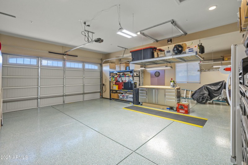 3 CAR GARAGE