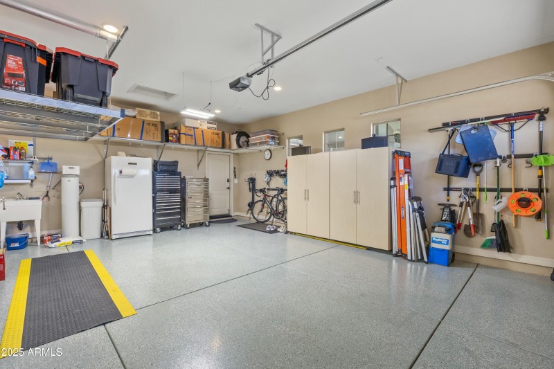 3 CAR GARAGE