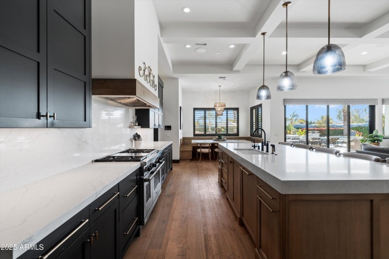 12-Kitchen