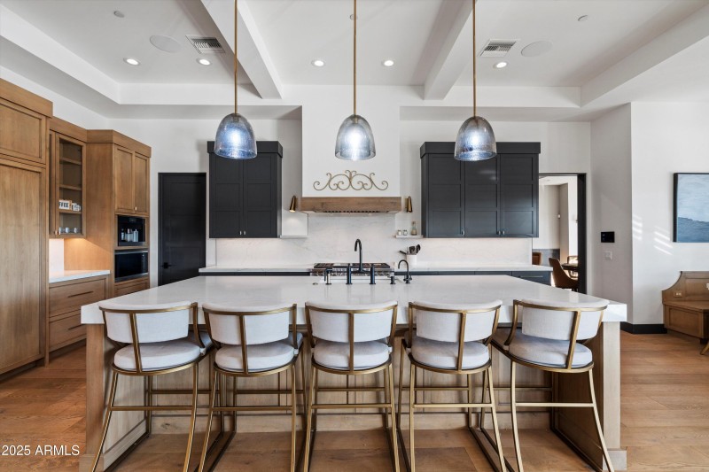14-Kitchen Dining