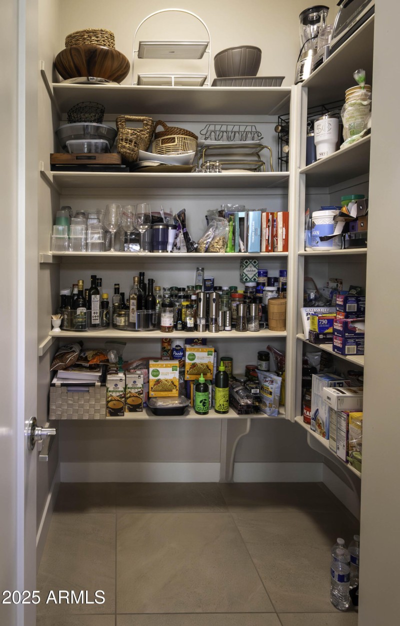 Walk-in Pantry