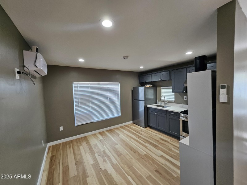 Dinning/Kitchen