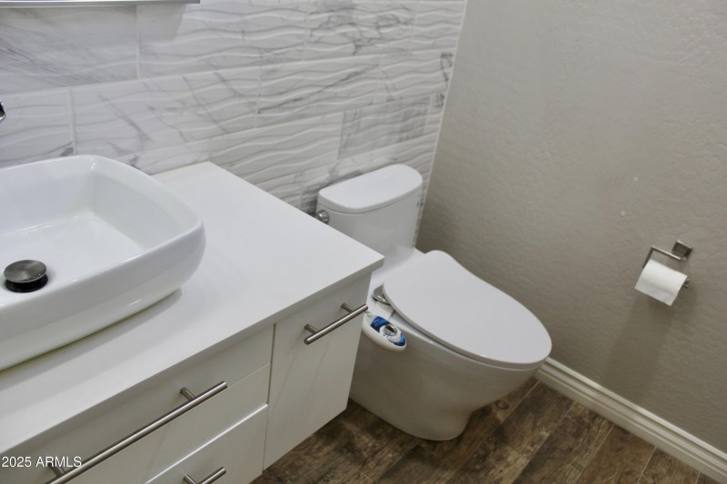 1st Floor Bathroom