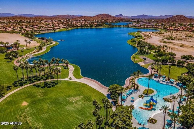 Starpointe Resident Center on North Lake