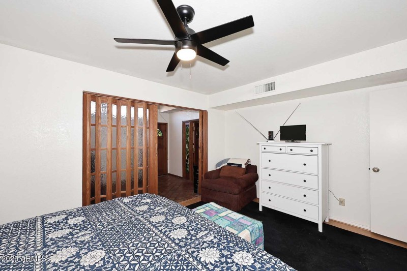 Primary Bedroom2