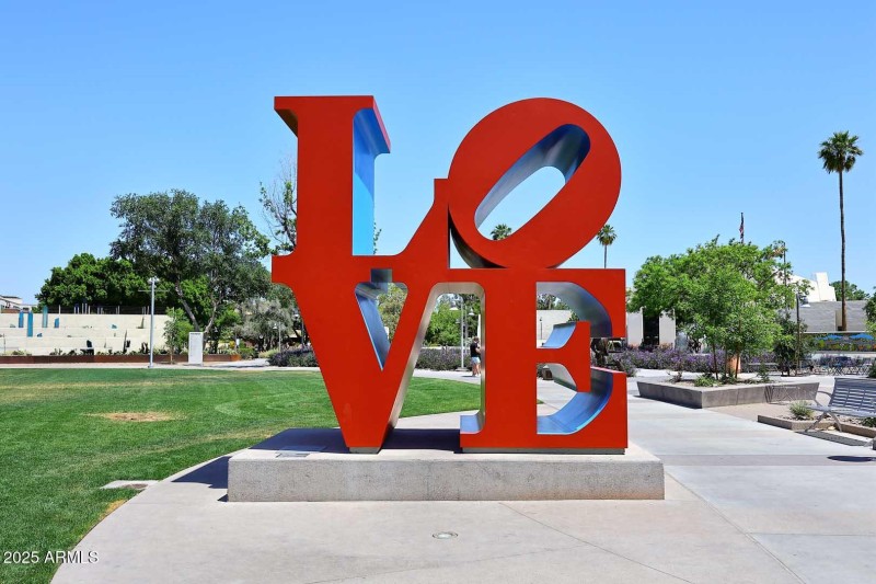 Scottsdale Civic Center Mall-Love Sign