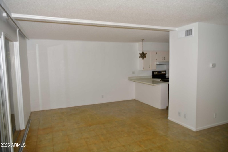 Front Room 2x