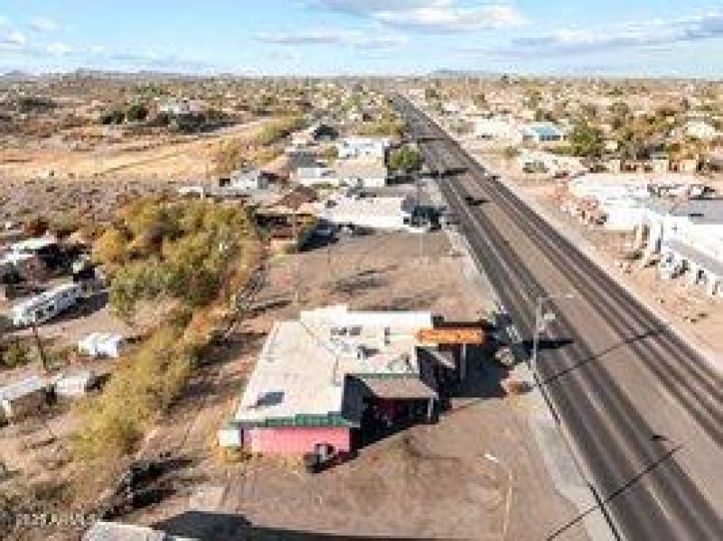 thumbnail-0194482a-a2b4-71a3-9c4c-db5f8d