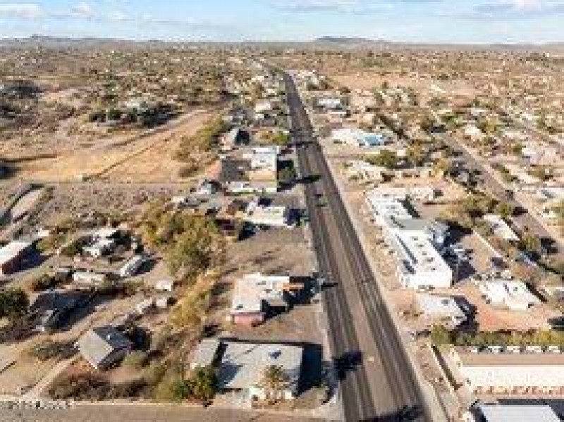 thumbnail-0194482a-a2e9-729a-bb52-5c1225