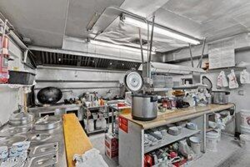 thumbnail-0194482a-a810-7226-afc8-45c0e1