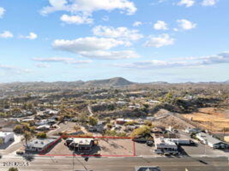 thumbnail-0194482a-4881-704c-9173-eac191