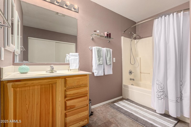 25 Master Bathroom