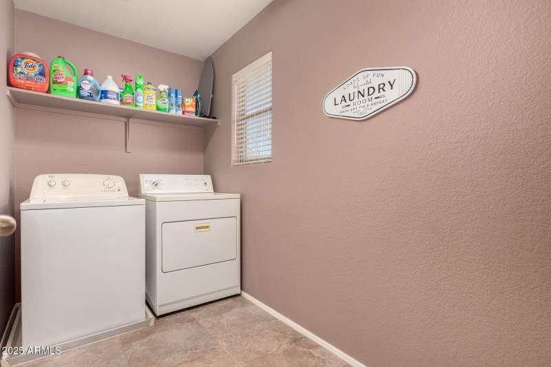 39 Upstairs Laundry