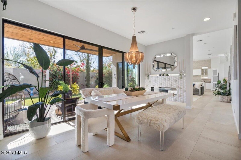 Formal Dining