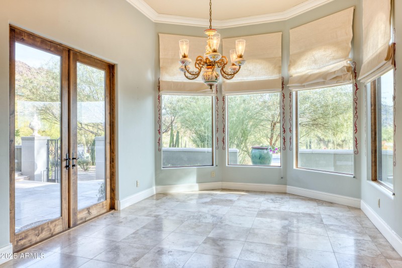 Breakfast Room