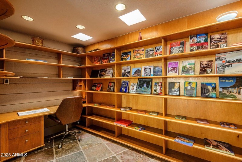 Library/Study