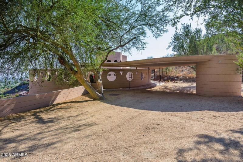 Carport