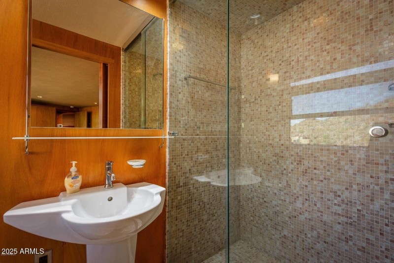 Guest bath