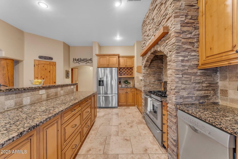 018_30-web-or-mls-30_a736228_708