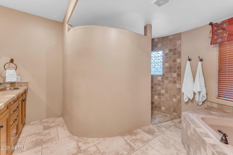 030_44-web-or-mls-44_a736267_699