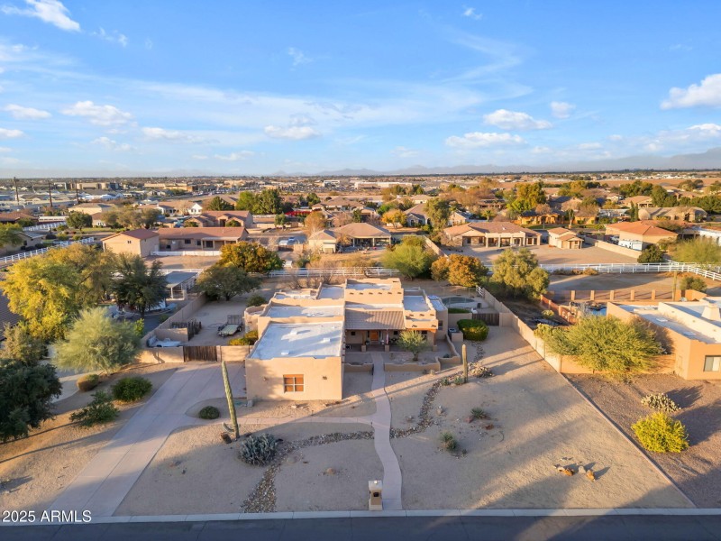 062_87-web-or-mls-87_dji_0983_895