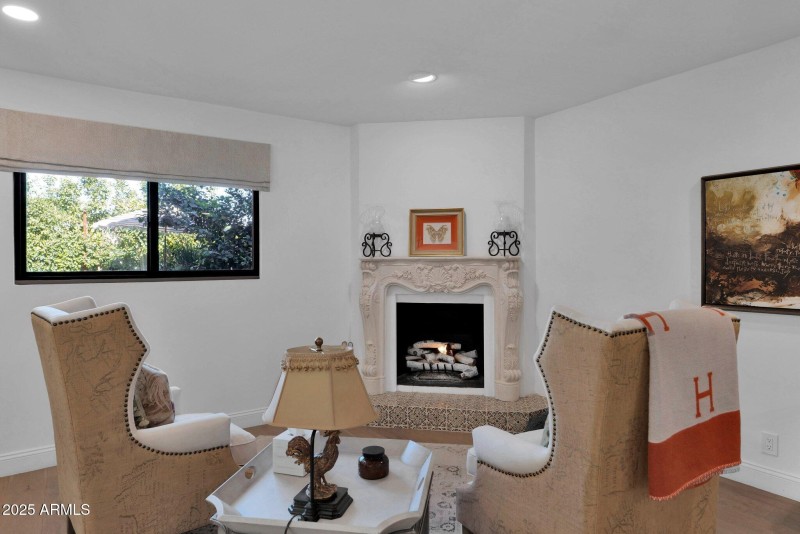 10-web-or-mls-P1055920