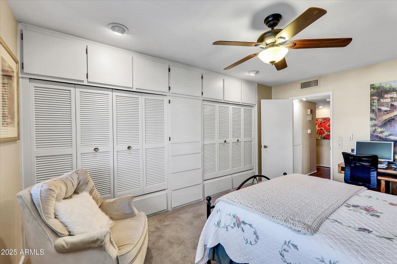 31-10825 W Caron Drive-31
