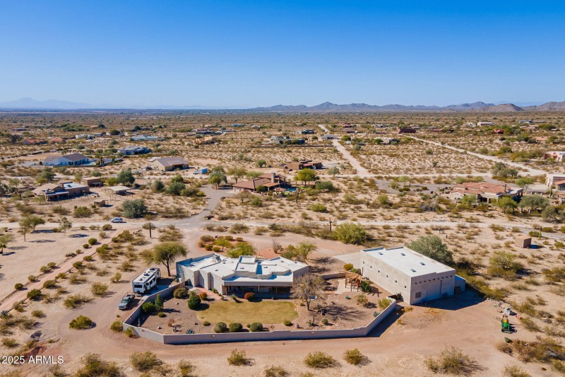 11497 N Sombra Del Monte