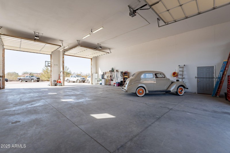 RV Garage