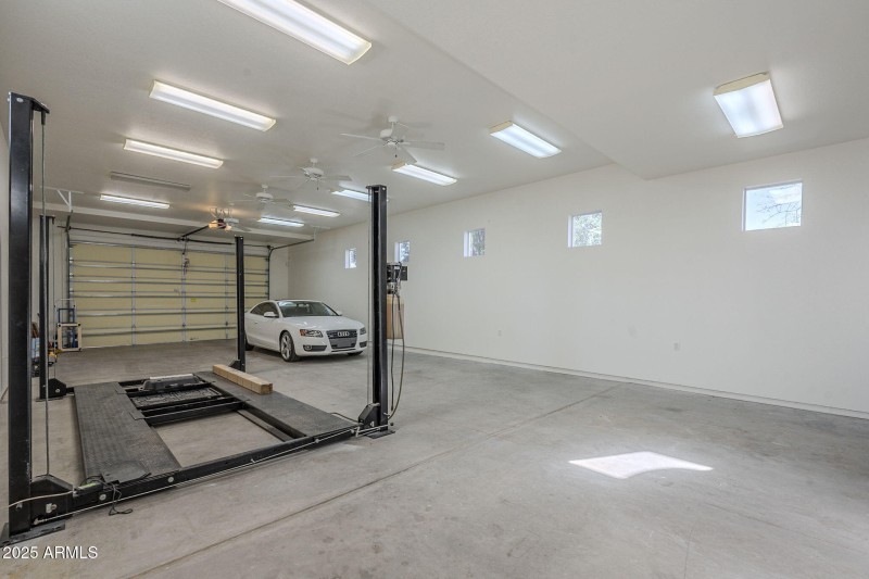 Garage 3