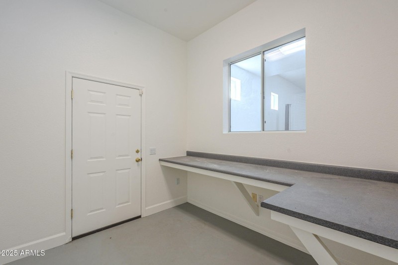 Office in Garage 3