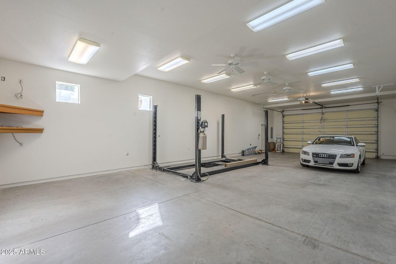 Garage 3