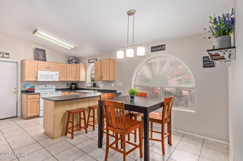Breakfast room off the kitchen.