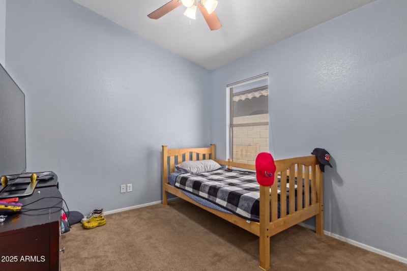 Guest beds separate from main ensuite.