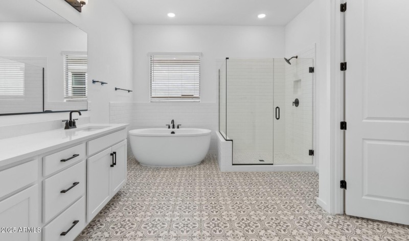 RM Lot #58 Primary Bathroom (Large)