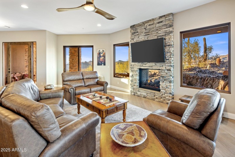 10-web-or-mls-D46A9994 copy