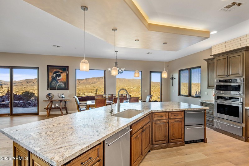 14-web-or-mls-D46A10021 copy