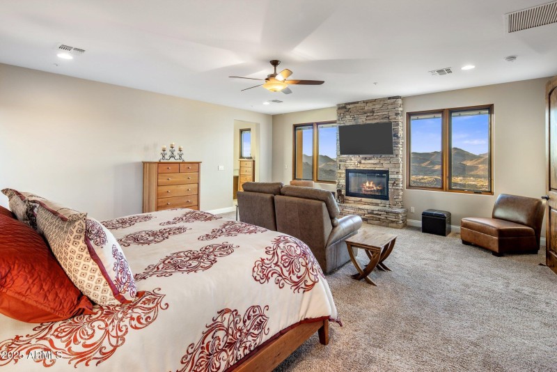 28-web-or-mls-D46A10113 copy