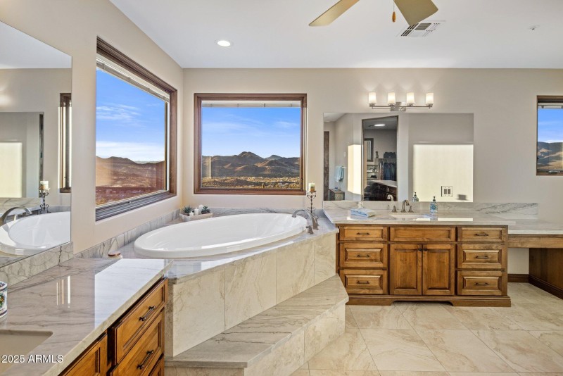 30-web-or-mls-D46A10125 copy